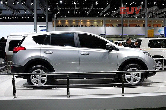 [國內(nèi)車訊]豐田全新RAV4或售18