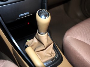 奇瑞奇瑞汽車瑞虎2012款 精英版 改款 1.6L 手動(dòng)舒適型DVVT