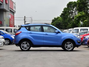 長安長安汽車長安CS352012款 1.6L 手動(dòng)豪華型
