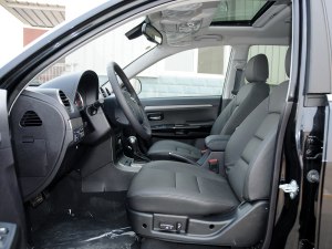 哈弗長城汽車哈弗H52012款 智尊版 綠靜2.0T自動(dòng)兩驅(qū)超豪華型