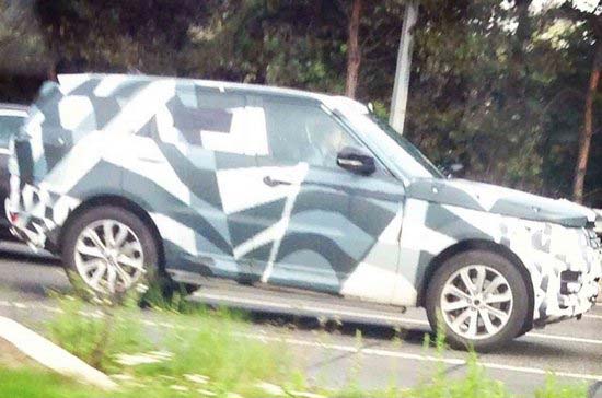 目前，海外媒體曝光了全新入門級發現車型和發現5車型的最新諜照