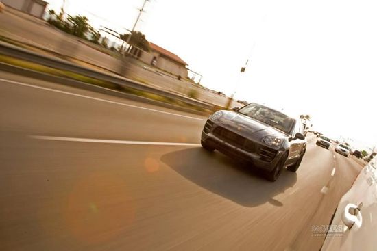 多款豪華跑車(chē)型SUV前瞻 上刀山+下賽道