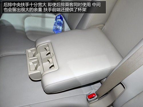 蘭德酷路澤死對頭 車展實拍日產(chǎn)新途樂
