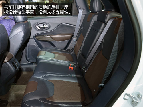 獨具未來感 Jeep自由光豪華版車展實拍