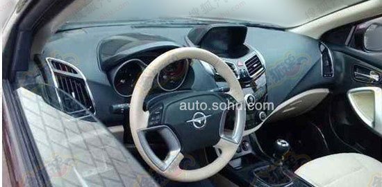 海馬S5無偽裝諜照