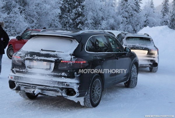 新款保時(shí)捷卡宴路試! 配PDK雙離合變速器