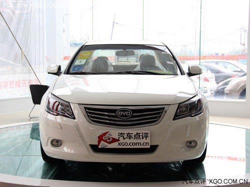 讓安全升華 10萬元內(nèi)配備ESP+側(cè)氣囊車型