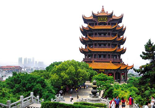 武漢出發(fā)，經(jīng)黃鶴樓