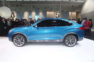 寶馬X4概念車上海車展實(shí)拍