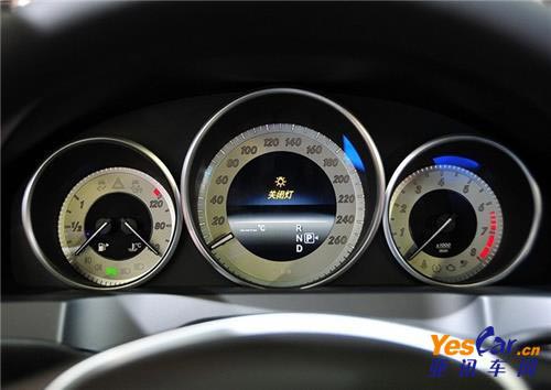 來(lái)自星星的你主角開(kāi)的什么車(chē) 亞訊車(chē)網(wǎng) www.yescar.cn