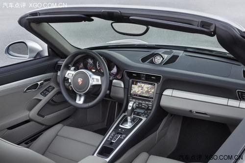 保時捷911 turbo S官圖