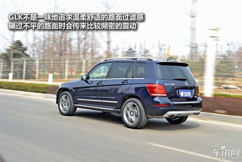 車訊網測試奔馳GLK300 外形優雅的硬派小生