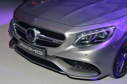 奔馳S63 AMG Coupe 奔馳S63 AMG Coupe
