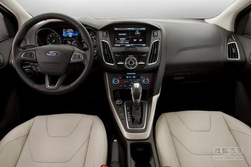 福特 福克斯三廂 壁紙 官方 圖片 福特 福克斯三廂 壁紙 官方 圖片