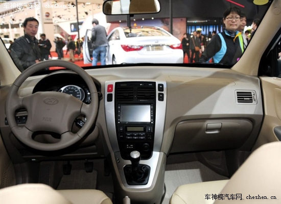 經(jīng)濟(jì)男之選 10萬(wàn)元左右家用省油SUV推薦 工薪族,安全,SUV,比亞迪S6,2014款起亞智跑,現(xiàn)代2013款途勝,日產(chǎn)逍客
