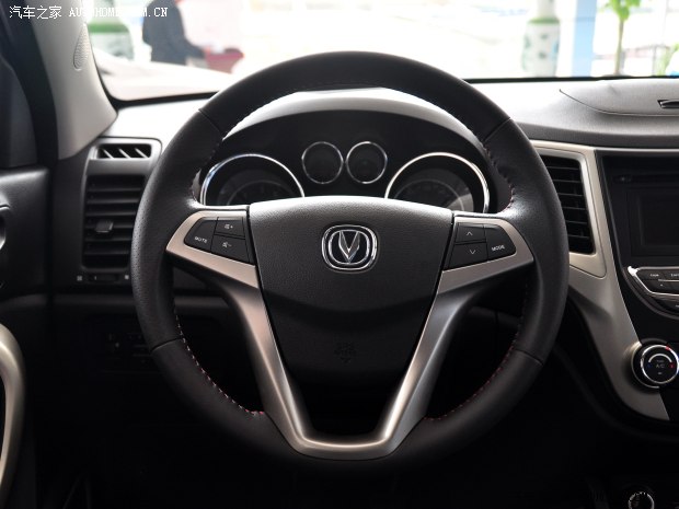 長(zhǎng)安汽車 長(zhǎng)安CS35 2014款 1.6L 手動(dòng)豪華型 國(guó)IV