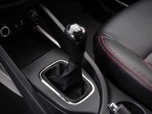 長(zhǎng)安汽車 長(zhǎng)安CS35 2014款 1.6L 手動(dòng)豪華型 國(guó)IV