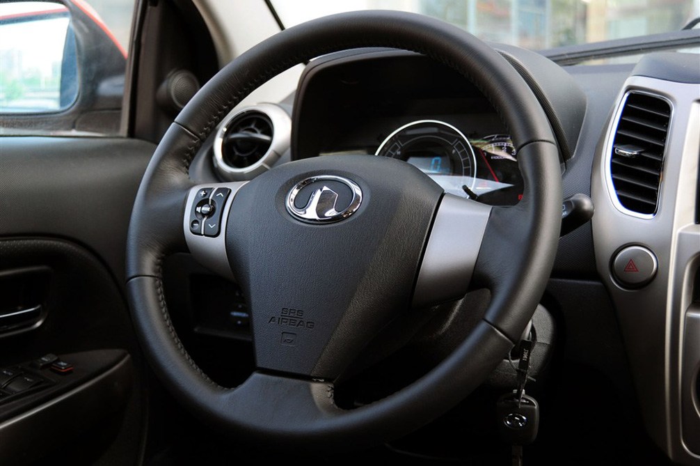 長(zhǎng)城哈弗M4SUV車(chē)型導(dǎo)購(gòu) 售價(jià)6.39-7.19萬(wàn)
